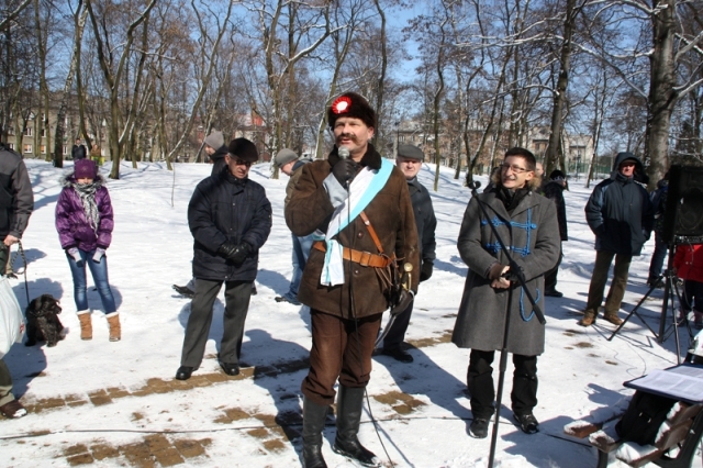 mosci płk Cieszkowski tylko my wiemy ile wieczorów przegadanych dla tych 45 minut.JPG