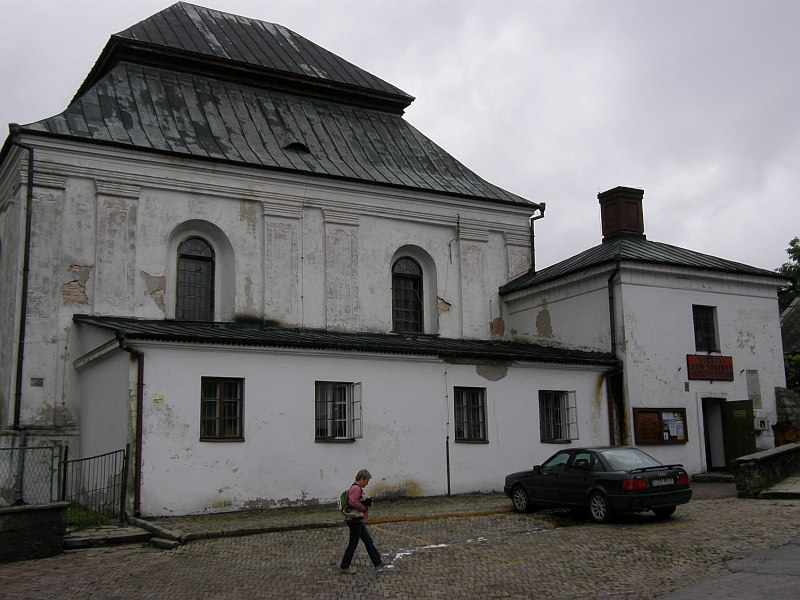 Dom Kultury_dawna synagoga.jpg