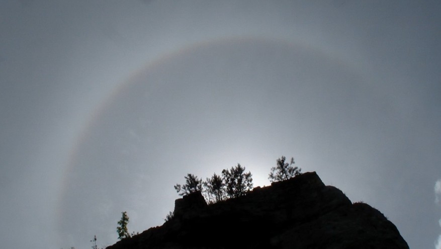 Halo nad strażnicą w Ryczowie